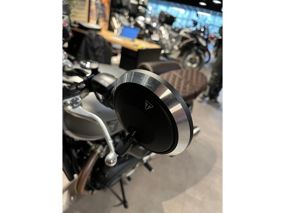 TRIUMPH STREET TWIN 900 EC1 Edition