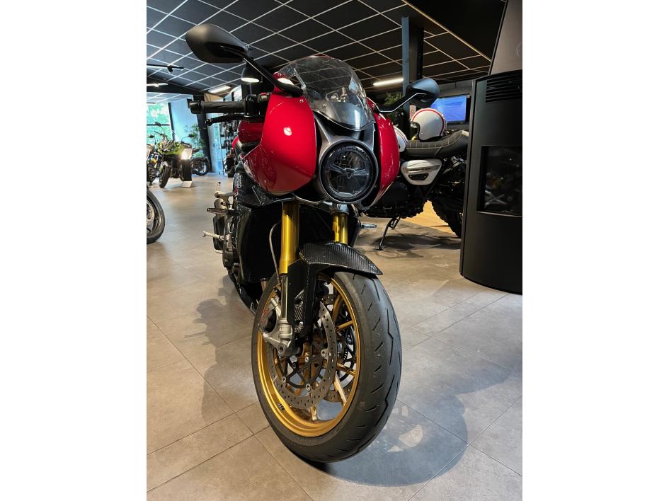 TRIUMPH SPEED TRIPLE 1200 RR