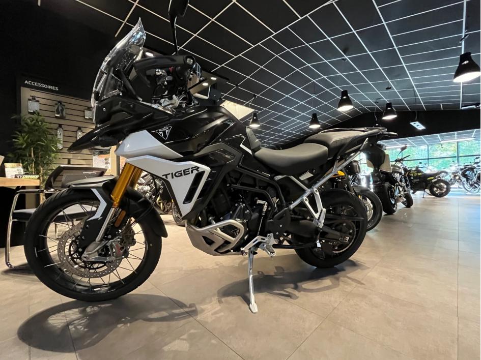 TRIUMPH TIGER 900 RALLY PRO