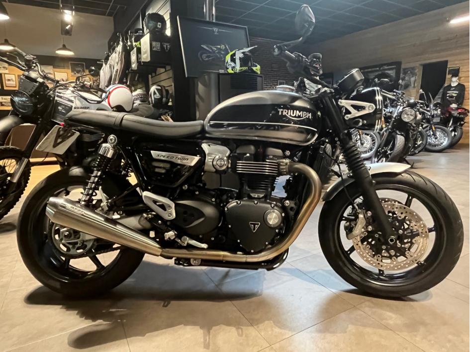 TRIUMPH SPEED TWIN 1200