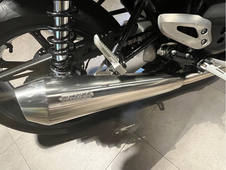 TRIUMPH SPEED TWIN 1200