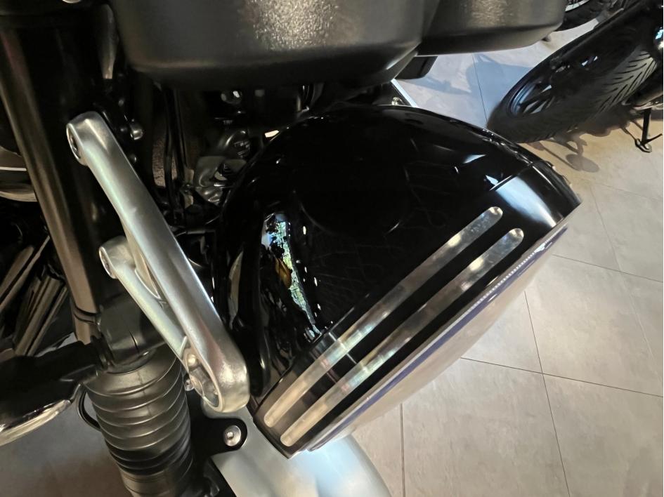 TRIUMPH SPEED TWIN 1200