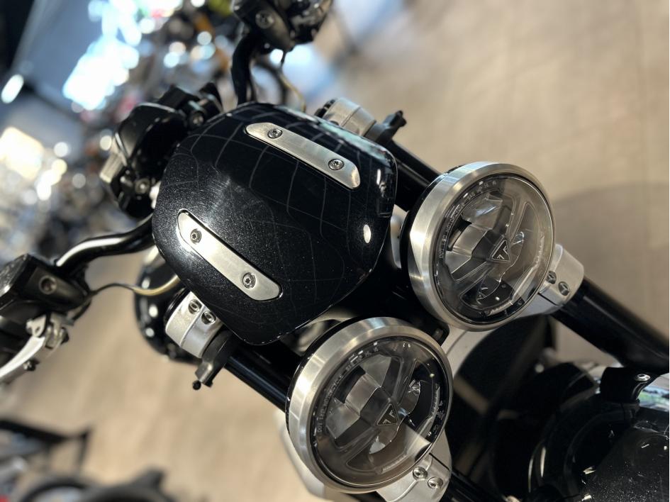 TRIUMPH ROCKET 3 GT/R - 1ERE MAIN - TRES NOMBREUSES OPTIONS