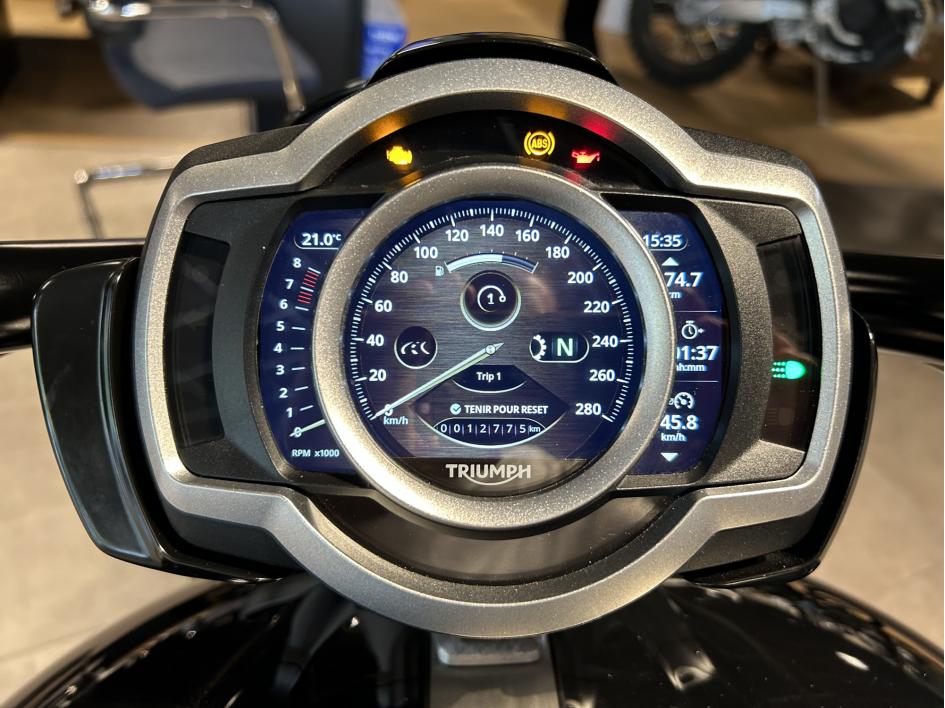 TRIUMPH ROCKET 3 GT/R - 1ERE MAIN - TRES NOMBREUSES OPTIONS