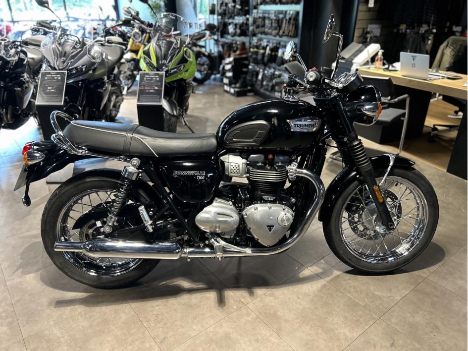 TRIUMPH BONNEVILLE T100 900 ELIGIBLE A2