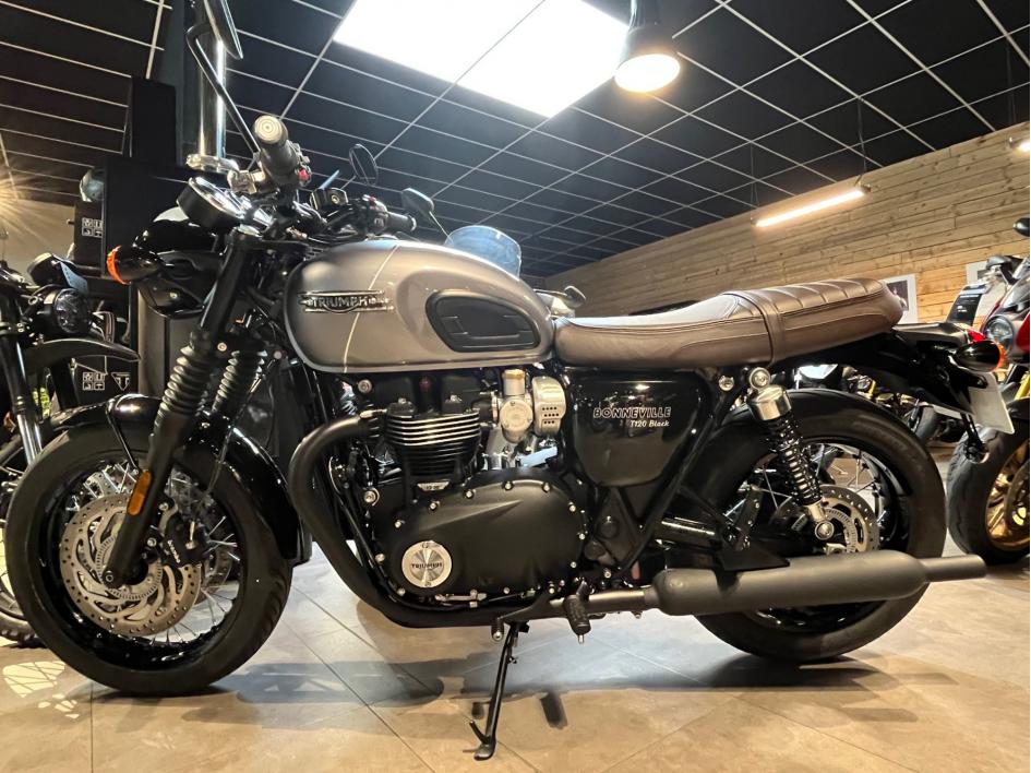 TRIUMPH Bonneville T120 Black