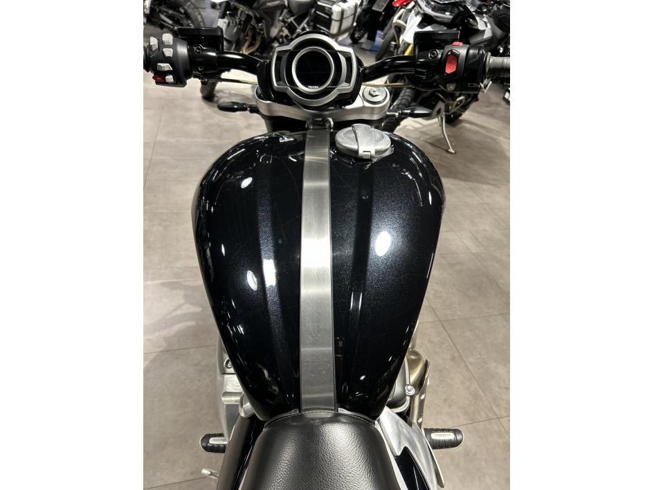 TRIUMPH ROCKET 3 R