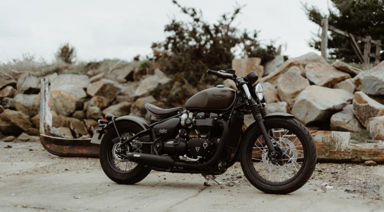 1200 BOBBER IRONSTONE FULL BLACK