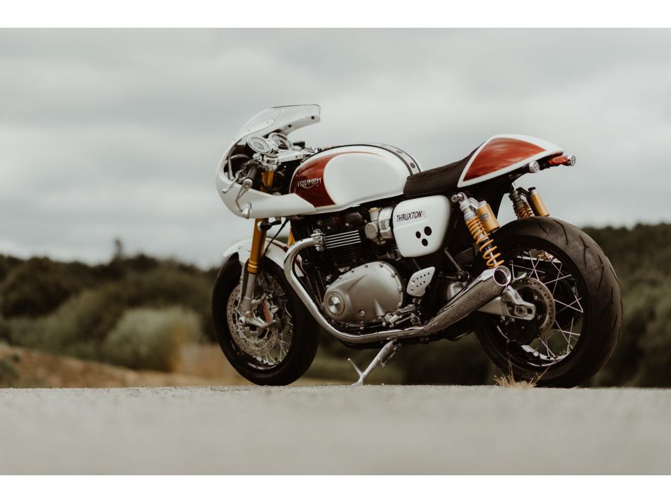1200 THRUXTON-R CRYSTAL CLASSIC