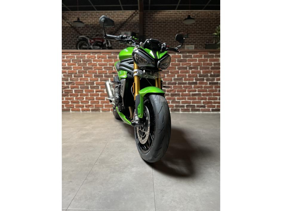 SPEED TRIPLE RS COSMIC GREEN