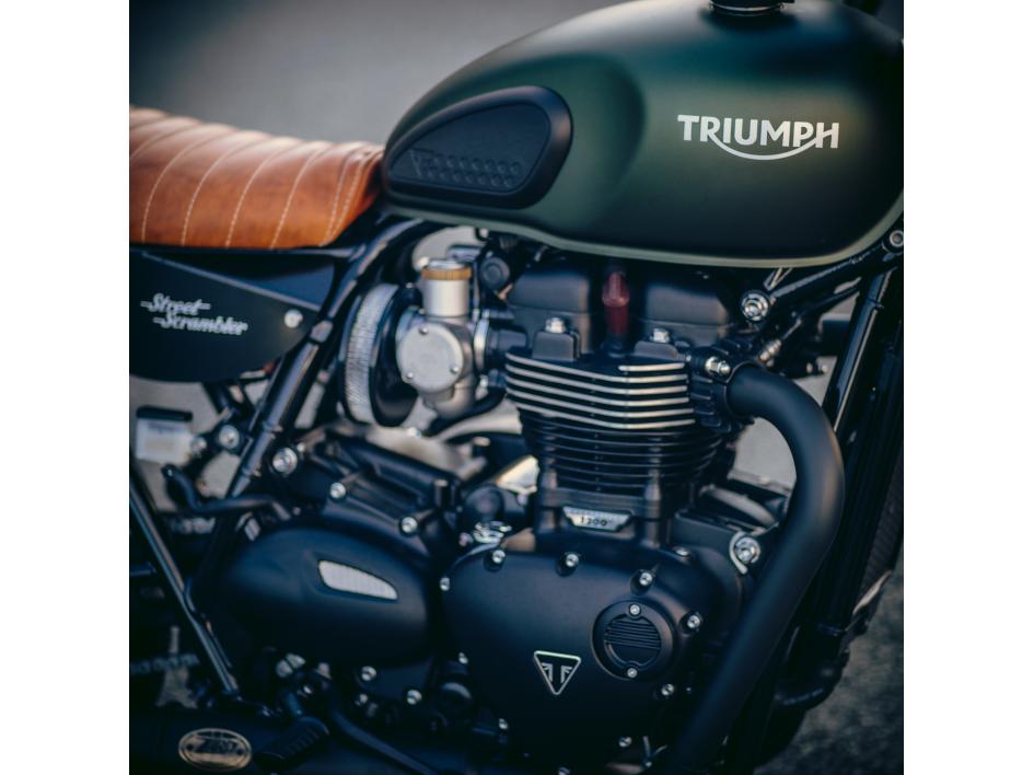 T120 STREET SCRAMBLER