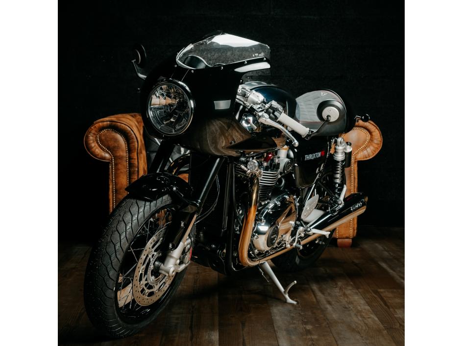 THRUXTON RS CHROME TRACK RACER